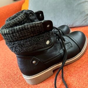 Black boots. NWOT